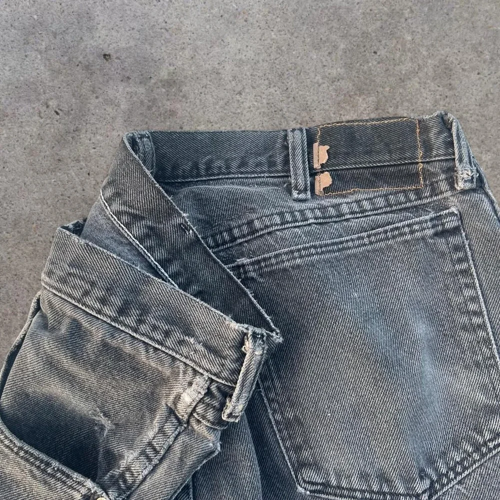Vintage 2000s Black Wrangler Faded Distressed Denim Jeans 35x28 Skater Y2K